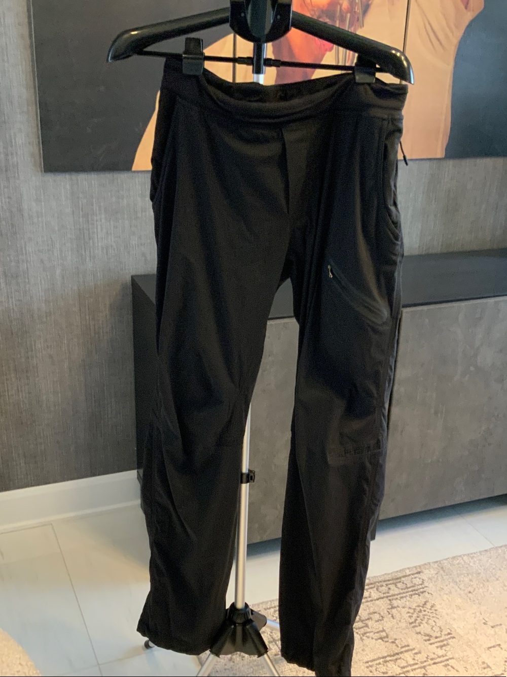 lululemon rare Black Men Studio Dance Pants M